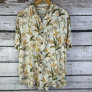 Margaritaville Men’s Button Down Short Sleeve Shirt Tropical Size Medium *FLAW*